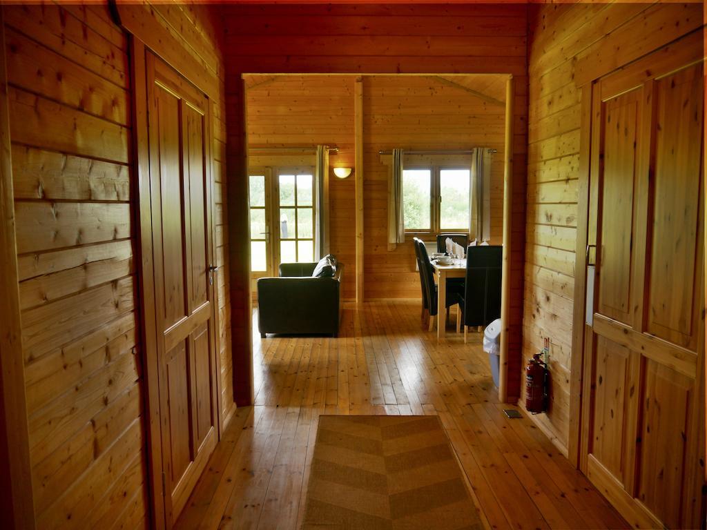 Lake Pochard Holiday Lodges Южен Сърни Стая снимка
